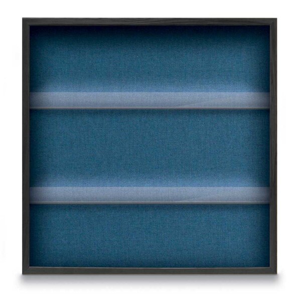 Outdoor Enclosed Combo Board, 48"x36", Satin Frame/Green & Forbo